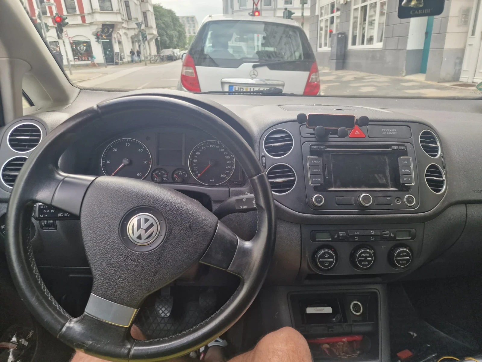 VW Golf Plus, снимка 4 - Автомобили и джипове - 56535664