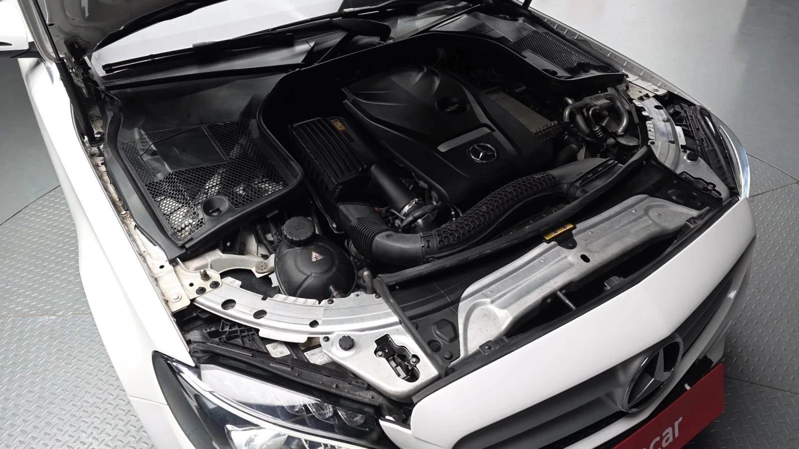 Mercedes-Benz C 200, снимка 6 - Автомобили и джипове - 56685745
