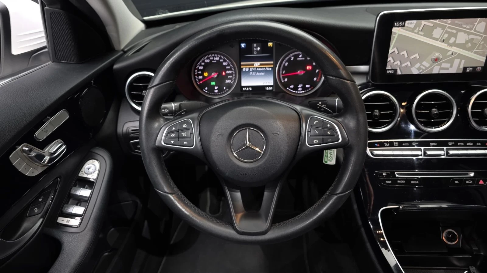 Mercedes-Benz C 200, снимка 13 - Автомобили и джипове - 56685745