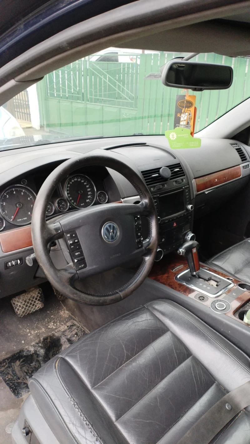 VW Touareg 3.2 газ/бензин, снимка 9 - Автомобили и джипове - 47547481