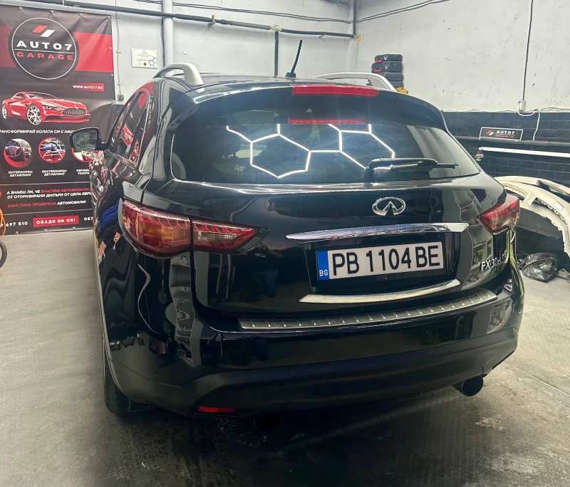 Infiniti Fx 30 S Premium, снимка 8 - Автомобили и джипове - 47557714