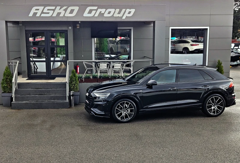 Audi Q8 SQ8/MATRIX/S-LINE/DISTR/3DCAM/ВАКУМ/PANO/ПОДГP/LIZ, снимка 17 - Автомобили и джипове - 52489628