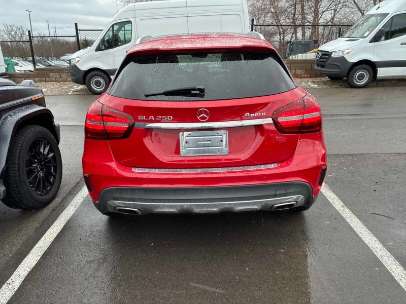 Mercedes-Benz GLA * 250 * CARFAX * ЦЕНА ДО БГ, снимка 4 - Автомобили и джипове - 52893496