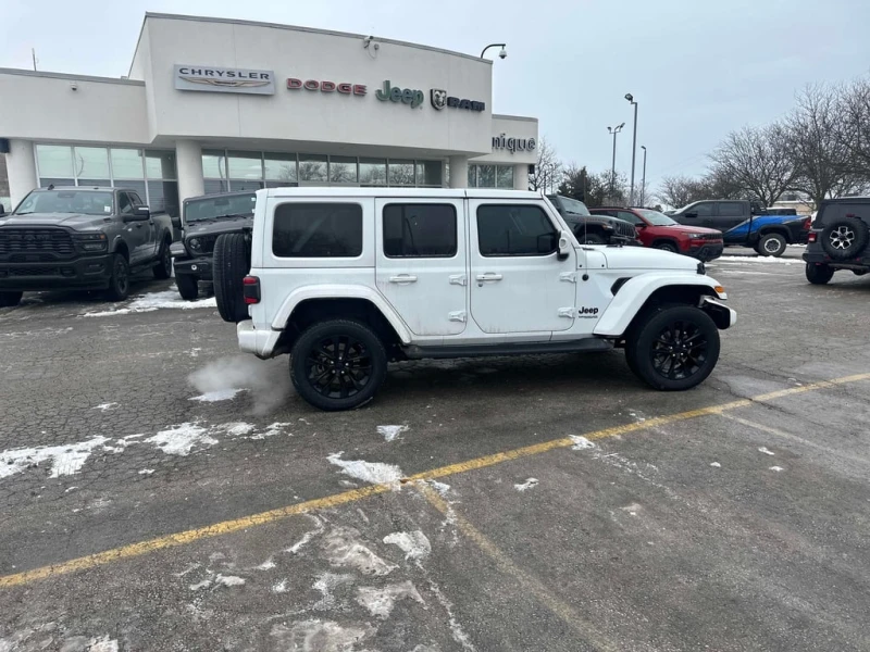 Jeep Wrangler / Unlimited High Altitude / 4WD / ПОДГРЕВИ / , снимка 4 - Автомобили и джипове - 53344887