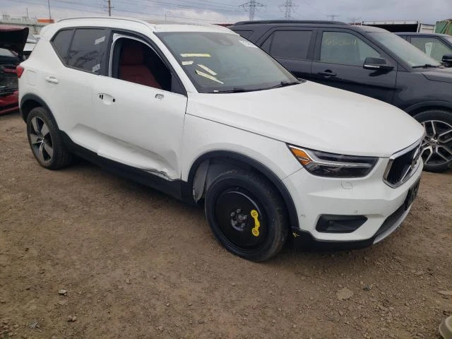 Volvo XC40 T5 MOMENTUM, снимка 2 - Автомобили и джипове - 48809890