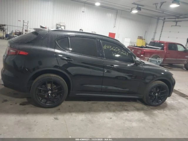 Alfa Romeo Stelvio TI SPORT AWD| HARMAN/KARDON, снимка 13 - Автомобили и джипове - 53374352