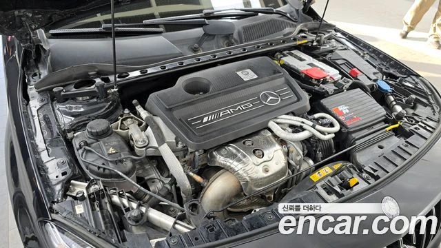 Mercedes-Benz GLA 45 AMG 4MATIC* ПОДГРЕВ* , снимка 13 - Автомобили и джипове - 54713251