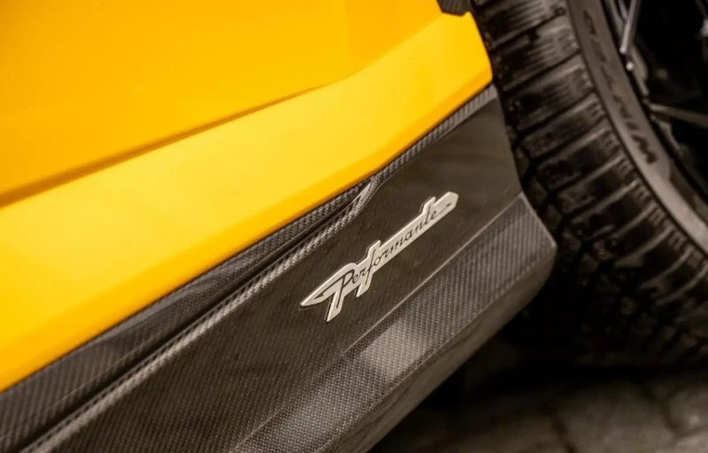 Lamborghini Urus URUS 4.0 PERFORMANTE CARBON ACRAPOVIC, снимка 6 - Автомобили и джипове - 54781563