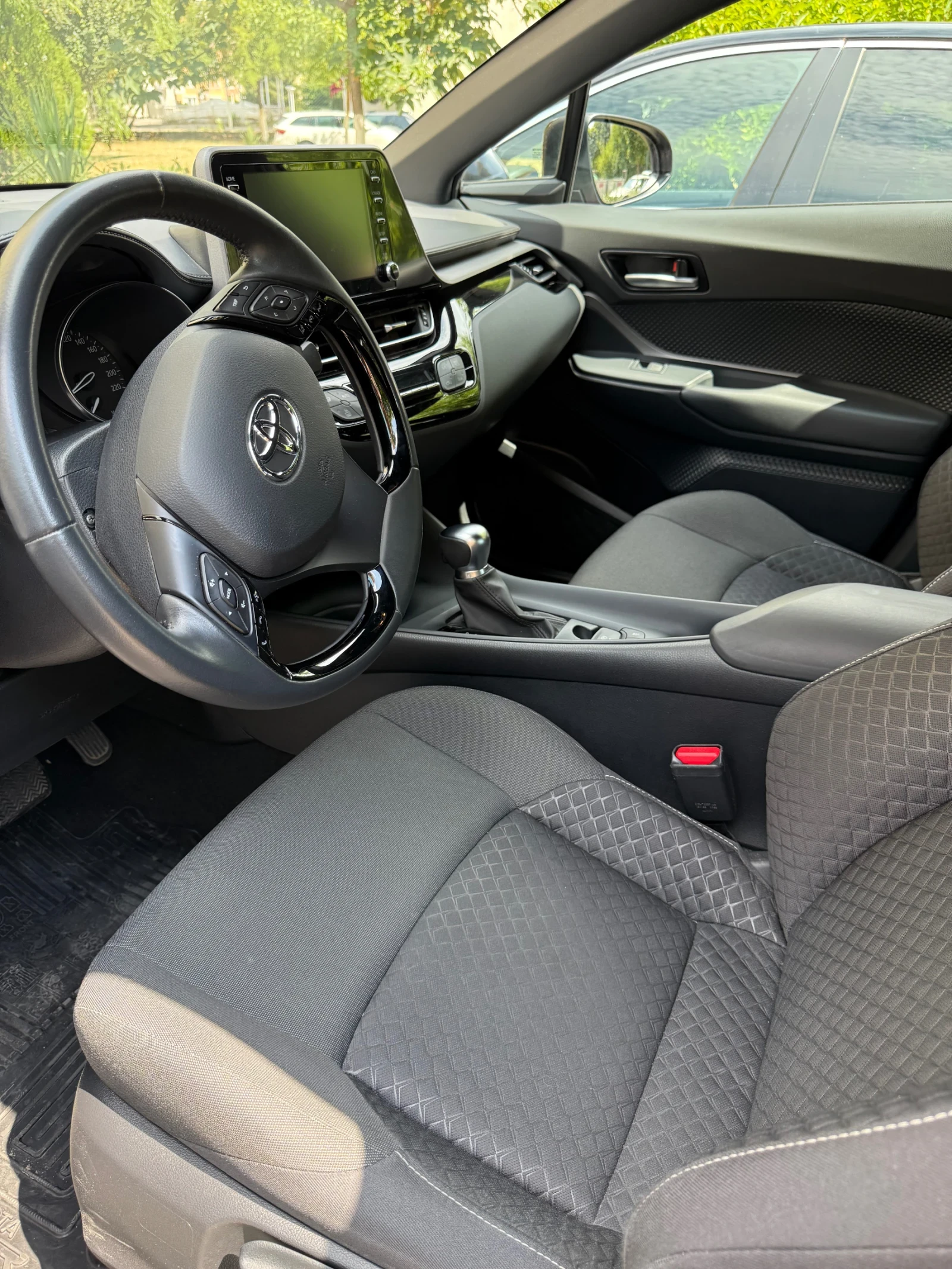 Toyota C-HR  - изображение 10