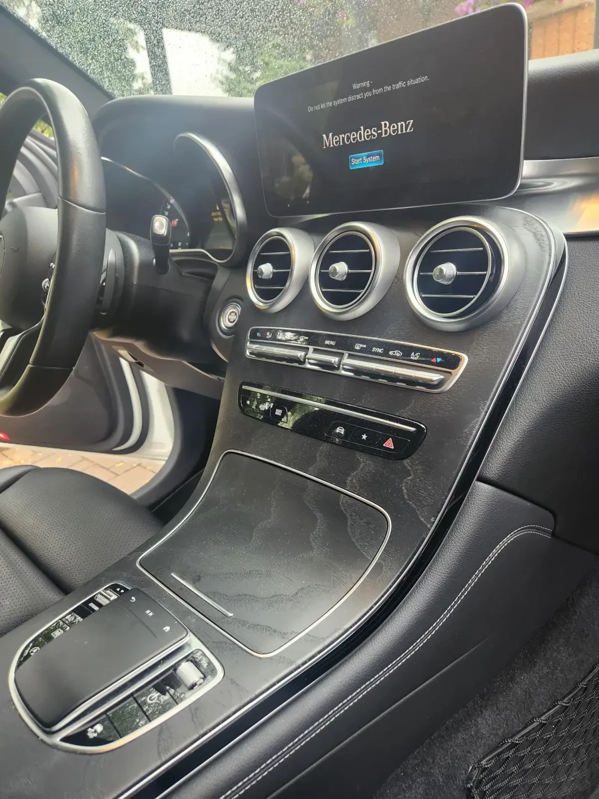 Mercedes-Benz GLC 300 * АВТОКРЕДИТ* * ЦЕНА ДО БЪЛГАРИЯ*  - изображение 6