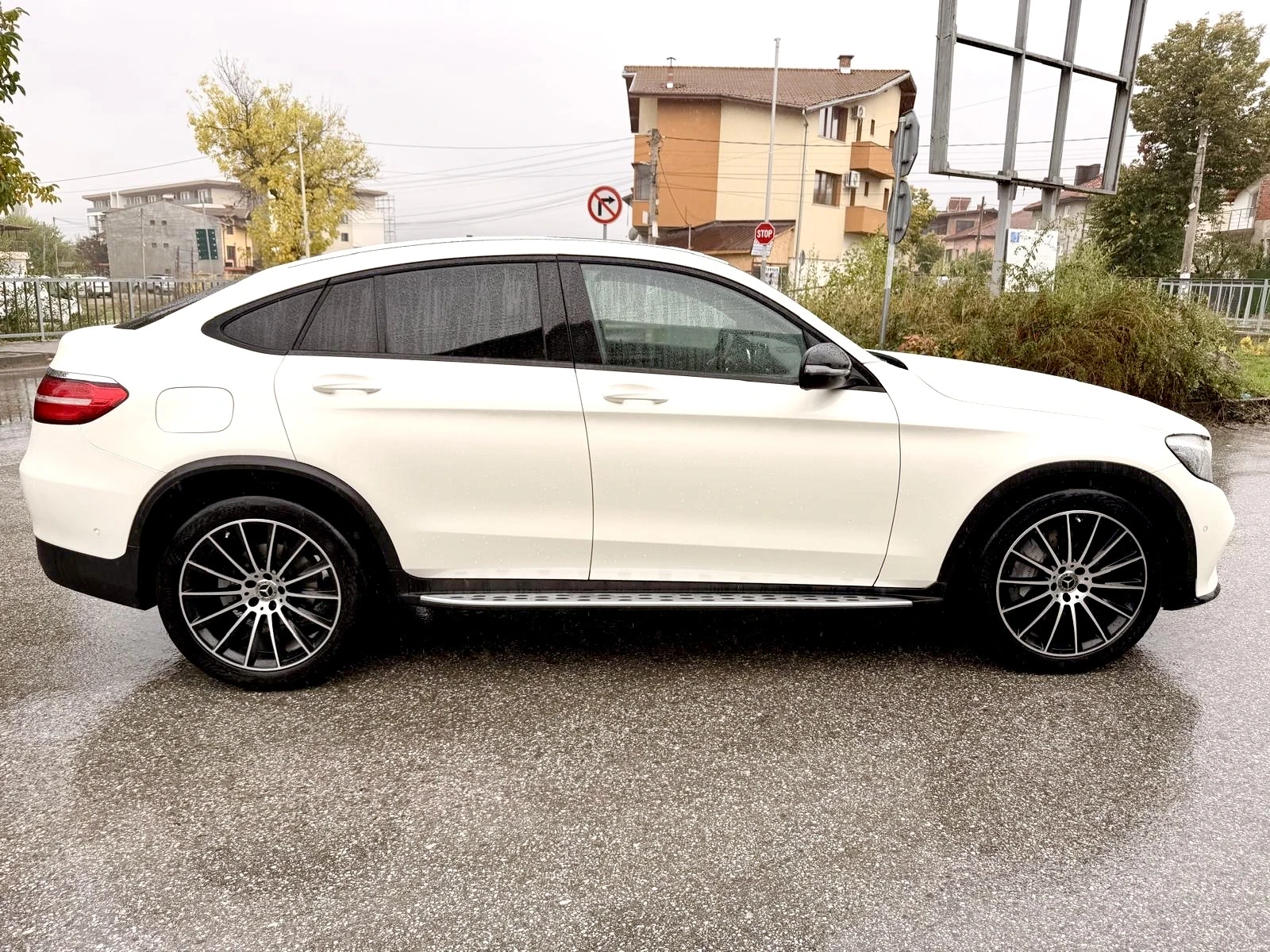 Mercedes-Benz GLC 250 COUPE-AMG EDITION - изображение 8