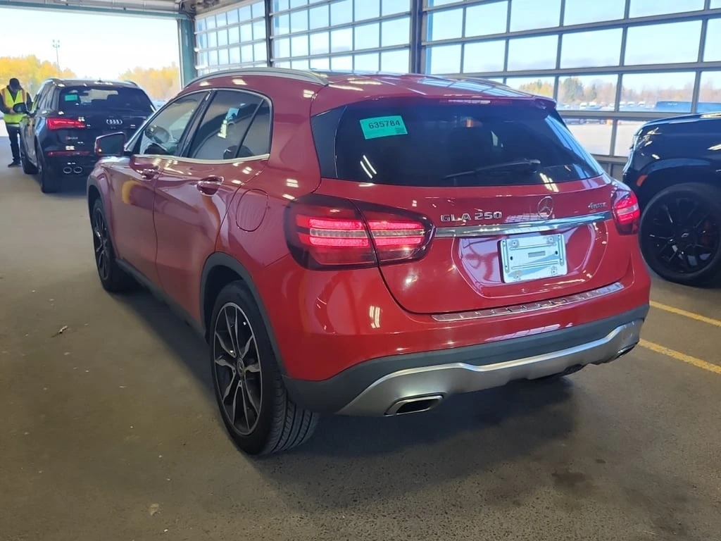 Mercedes-Benz GLA 250 * CARFAX * БЕЗ ПЪРВОНАЧАЛНА ВНОСКА - изображение 4