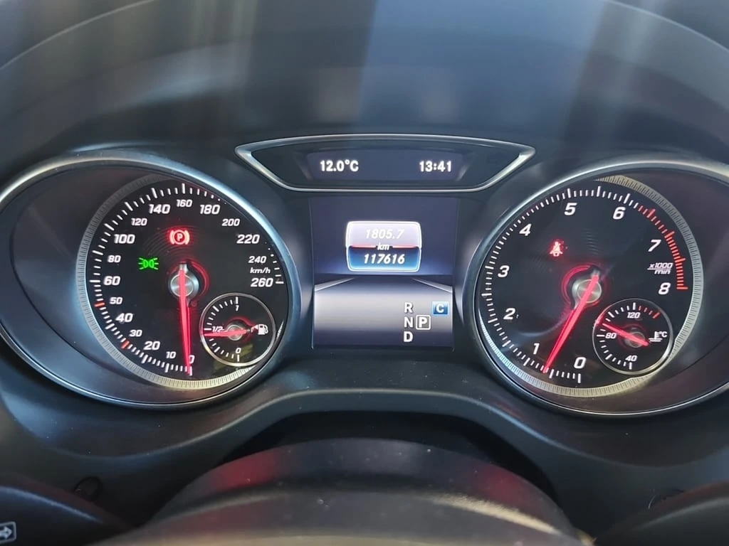 Mercedes-Benz GLA 250 * CARFAX * БЕЗ ПЪРВОНАЧАЛНА ВНОСКА - изображение 8