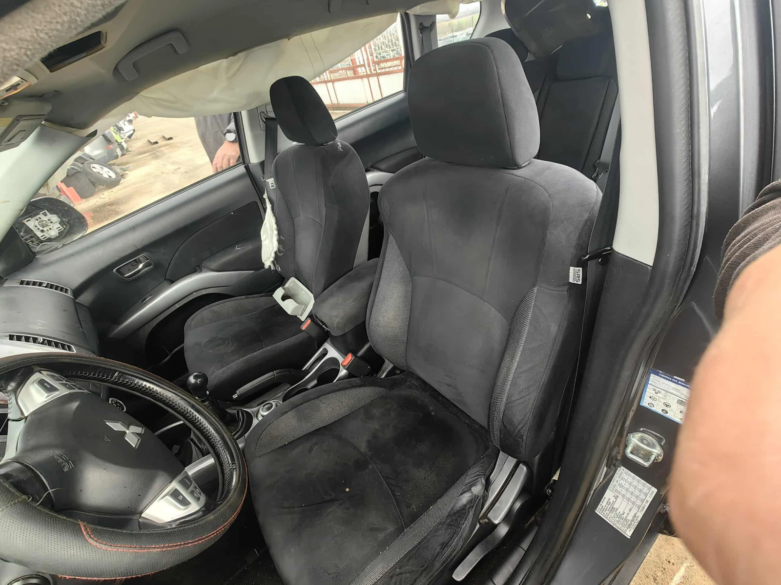 Mitsubishi Outlander 2.0 - изображение 6