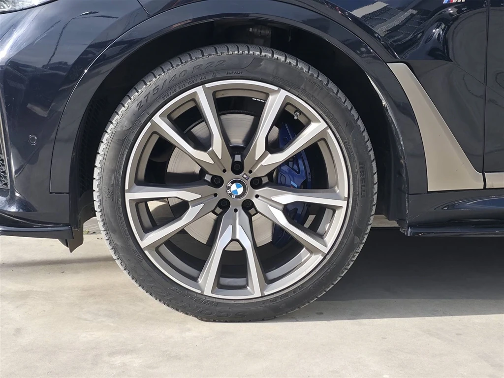 BMW X7 M50d - изображение 5