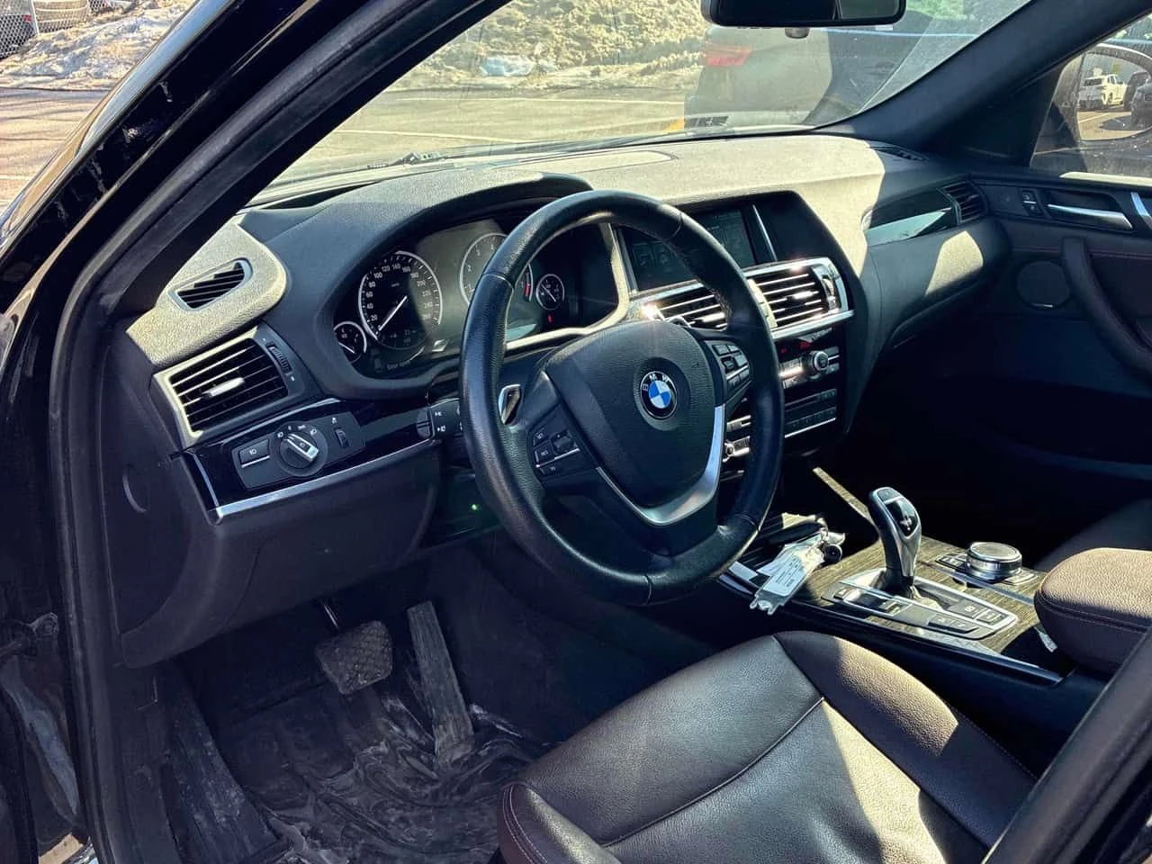 BMW X4 xDrive28i/HARMAN KARDON/HEAD-UP/ШИБИДАХ/OT BMW, снимка 7 - Автомобили и джипове - 54240971