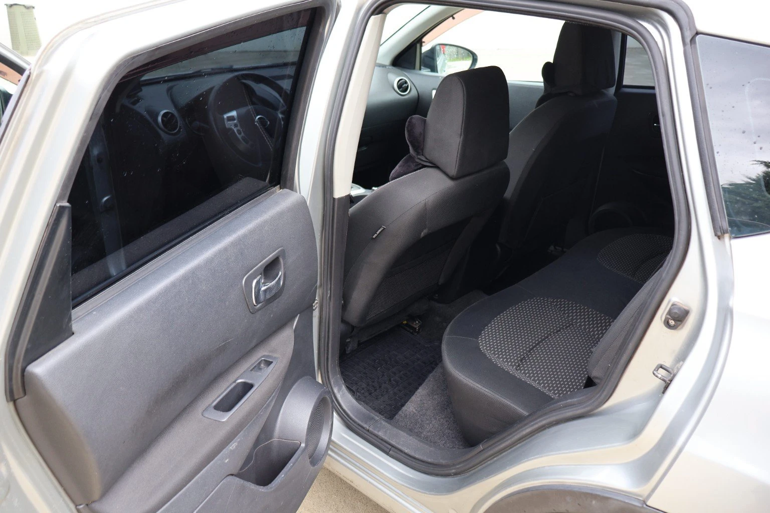 Nissan Qashqai J10, снимка 15 - Автомобили и джипове - 54657809