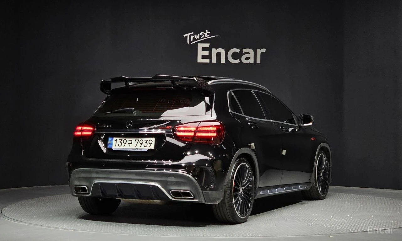 Mercedes-Benz GLA 45 AMG 4MATIC* ПОДГРЕВ* , снимка 2 - Автомобили и джипове - 54713251