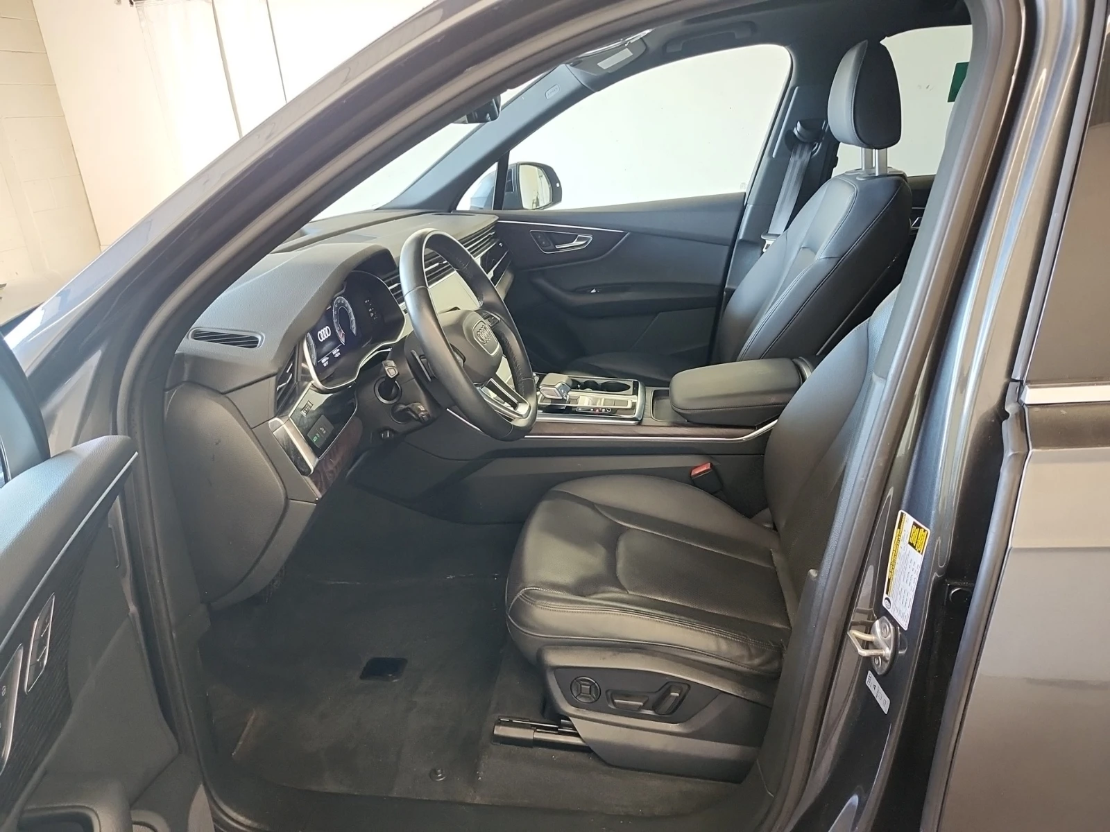Audi Q7 PROGRESSIV, снимка 9 - Автомобили и джипове - 54768926