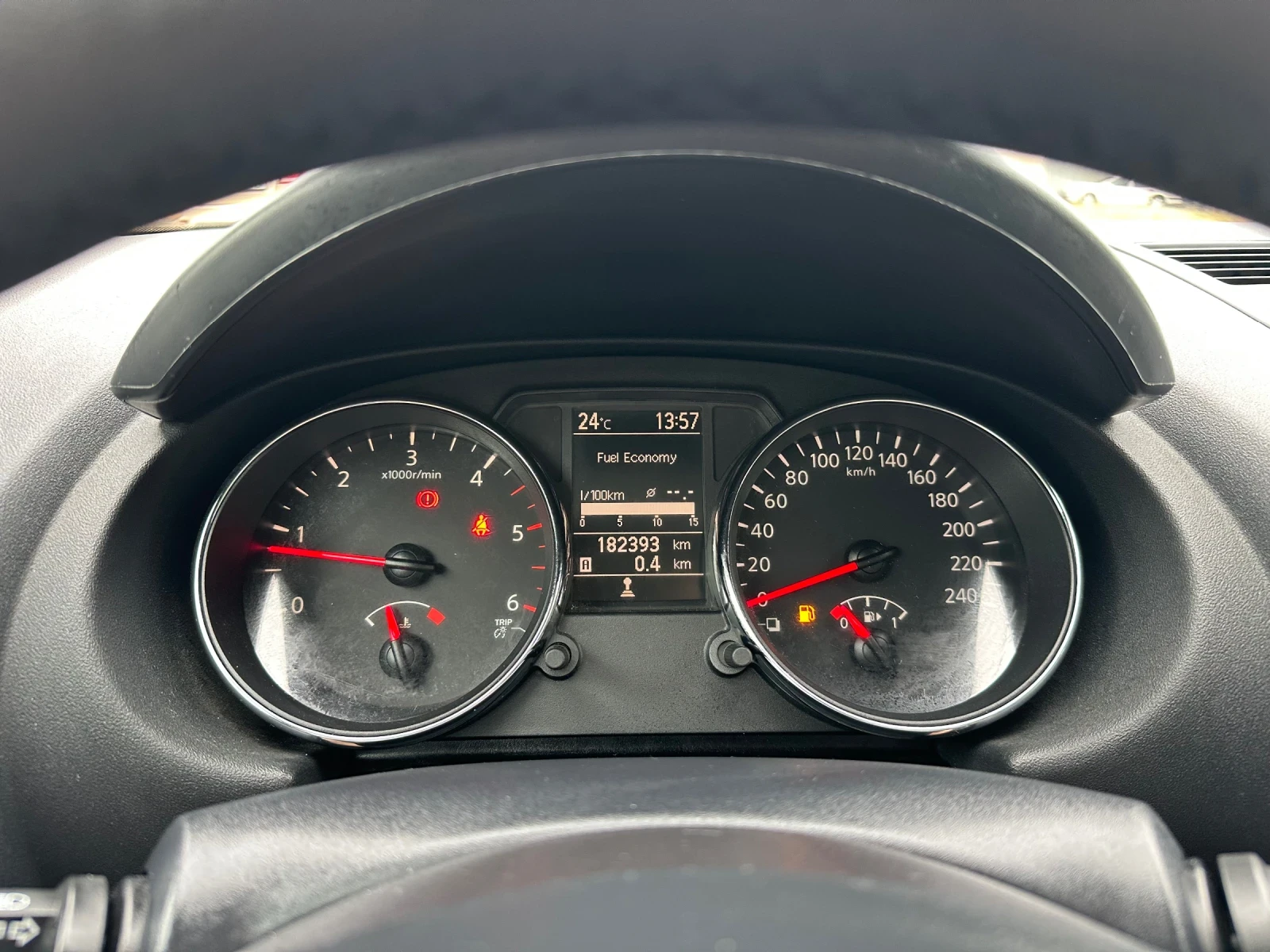 Nissan Qashqai 1.5DCI Facelift, снимка 15 - Автомобили и джипове - 54784122