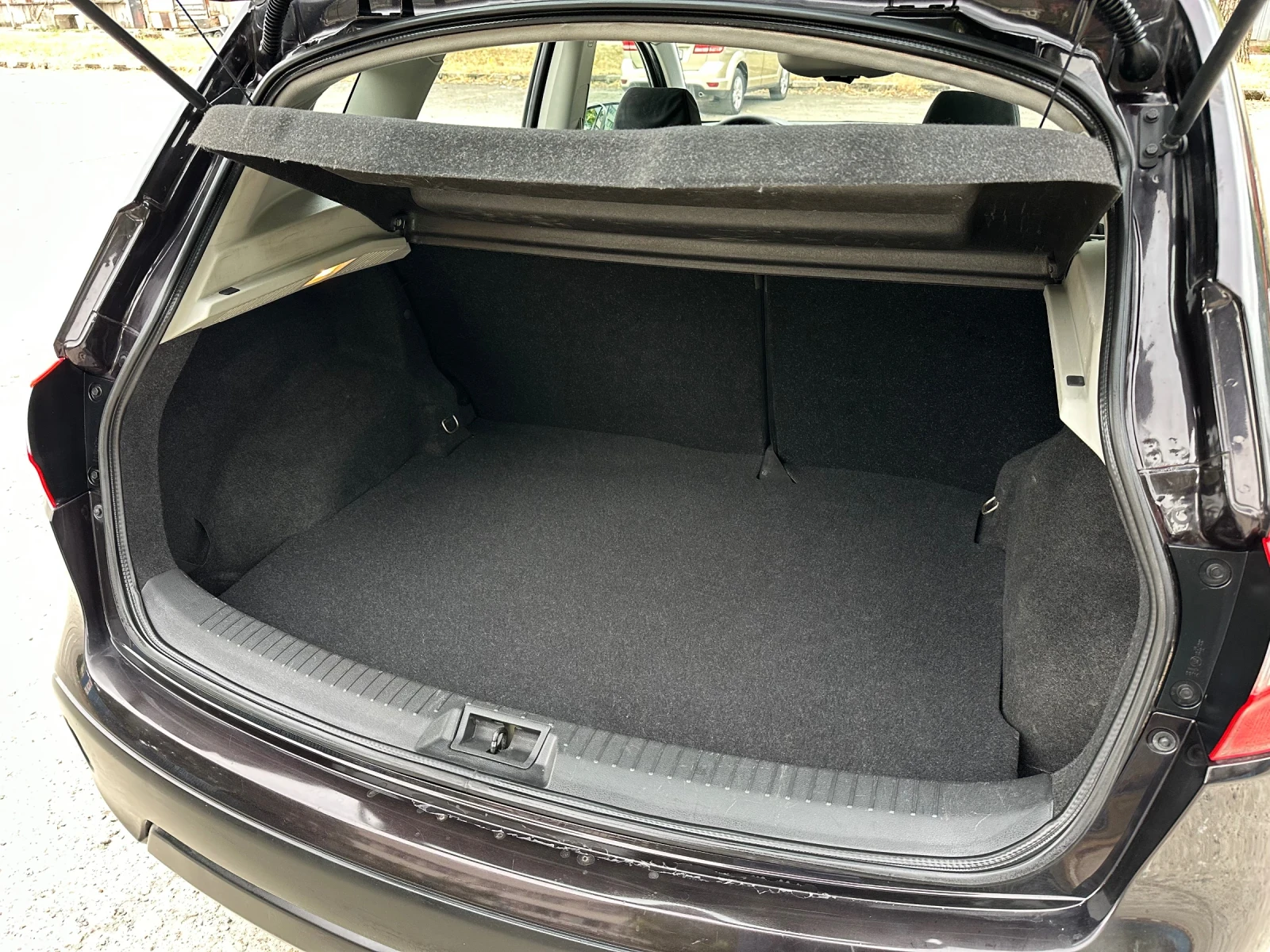 Nissan Qashqai 1.5DCI Facelift, снимка 17 - Автомобили и джипове - 54784122