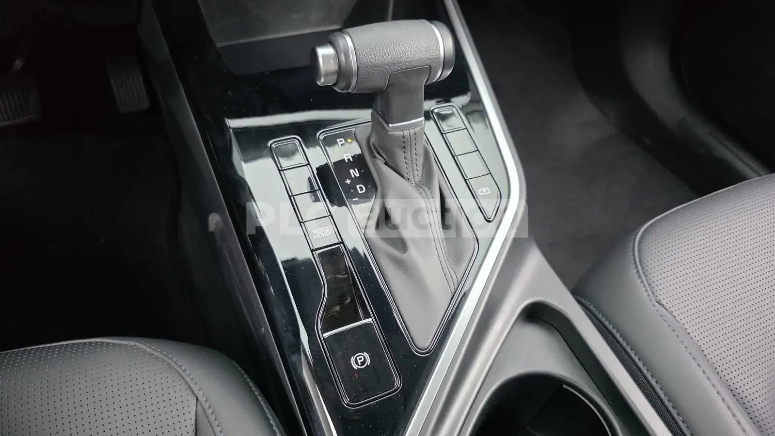 Kia Niro Hybrid| CAM| ADAPTIVE CRUISE| КОЖА| ВКЛ.ТЕХНОТЕСТ, снимка 9 - Автомобили и джипове - 54846626