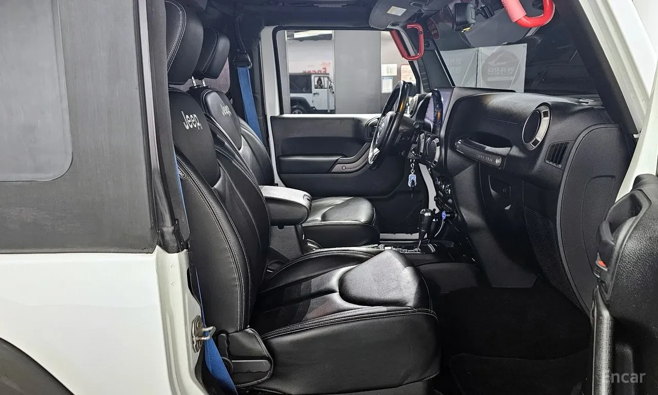 Jeep Wrangler JK 3.6 Sport| V6| 4WD| OFF ROAD| LED| NAVI| KAMERA | Mobile.bg � ����������� 10
