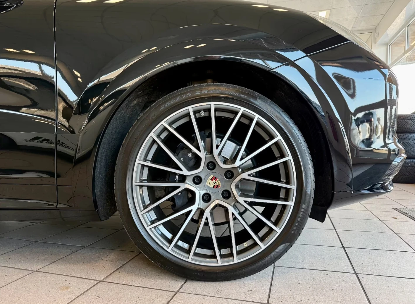 Porsche Cayenne COUPE* PLATINUM EDITION* 3xTV* 360* PANO* ВЕНТИЛАЦ, снимка 4 - Автомобили и джипове - 55663273