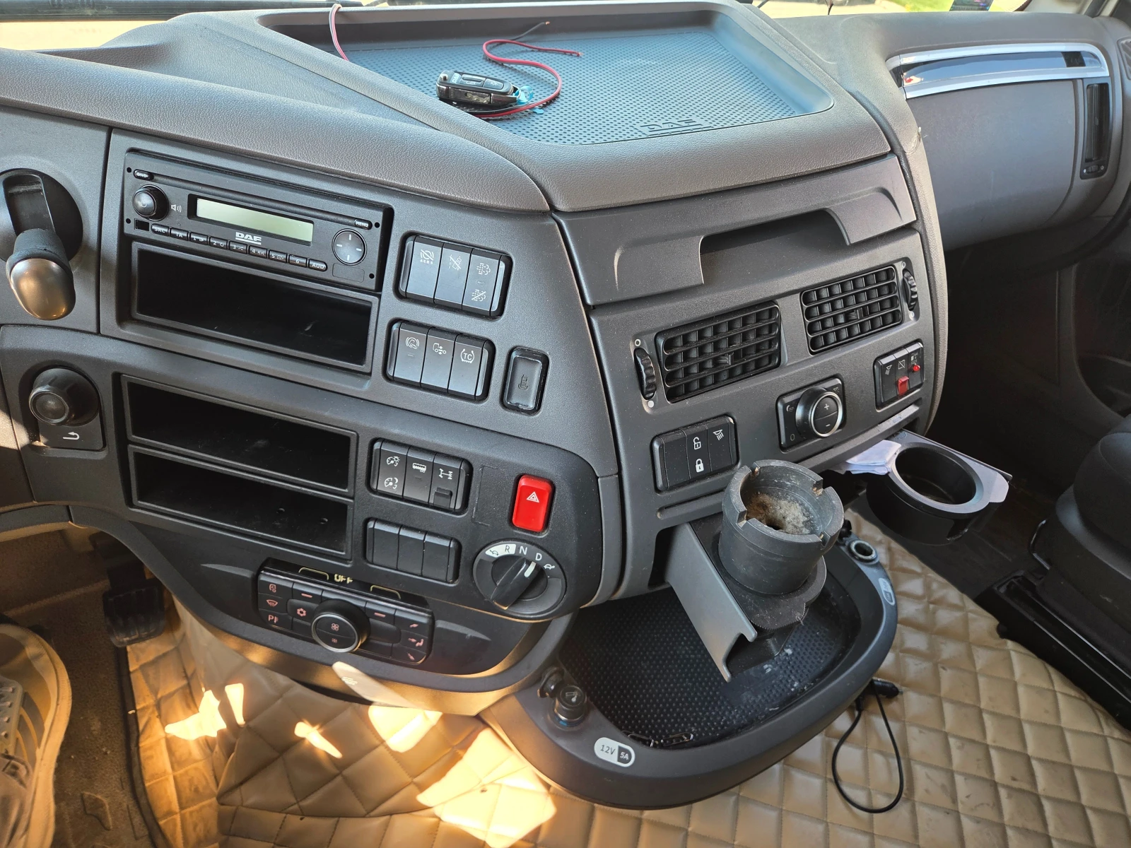 Daf XF АДР - ЕХ III - лизинг, снимка 7 - Камиони - 54831663