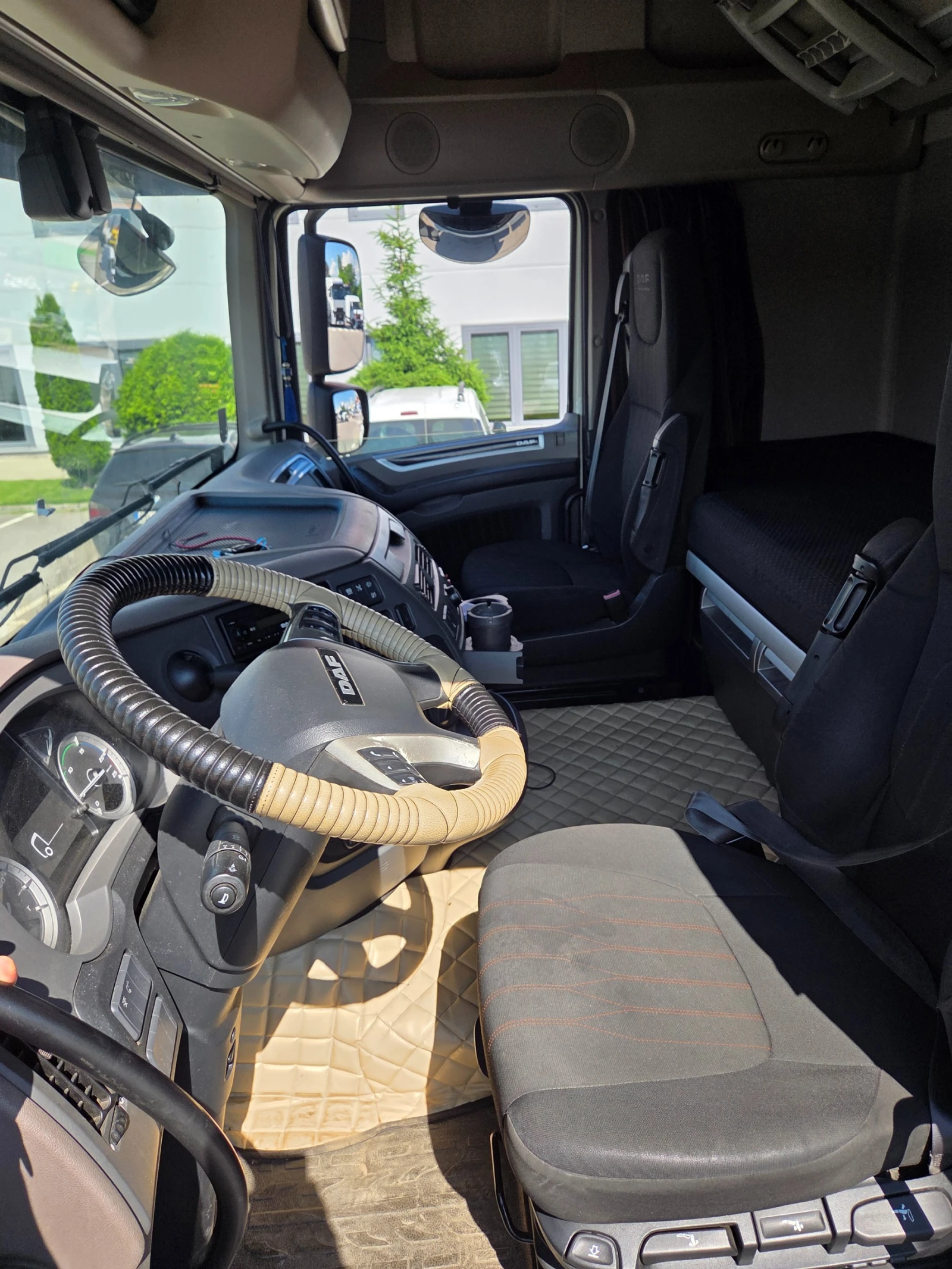 Daf XF АДР - ЕХ III - лизинг, снимка 5 - Камиони - 54831663