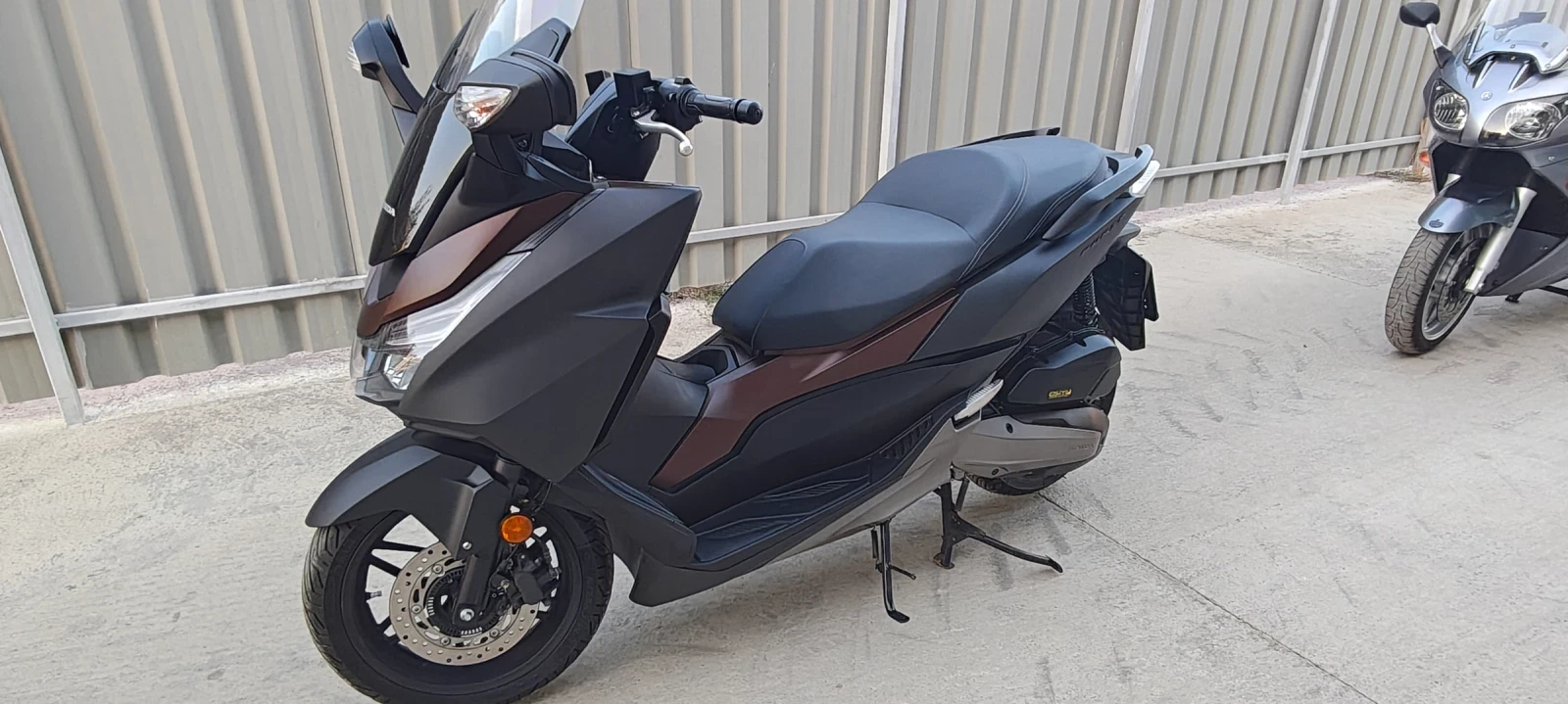 Honda Forza 125i, снимка 2 - Мотоциклети и мототехника - 55871505