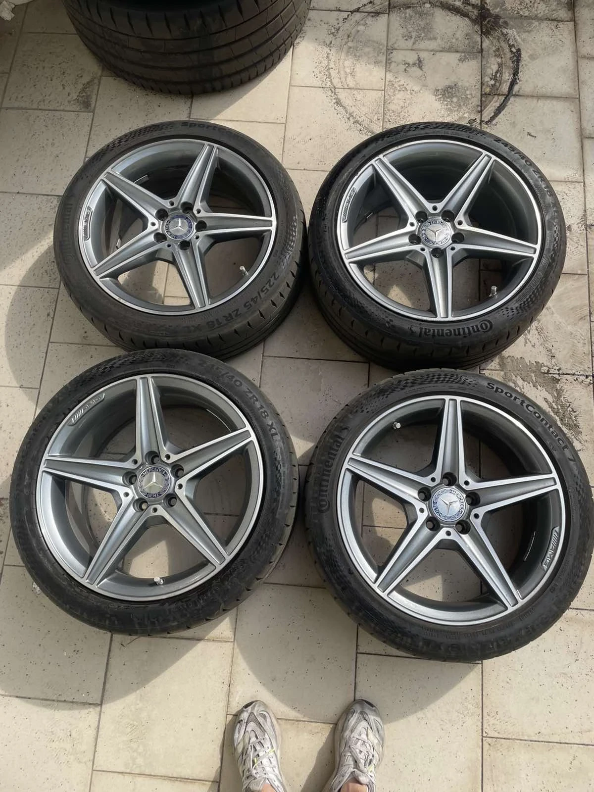 Гуми с джанти Continental 225/45R18
