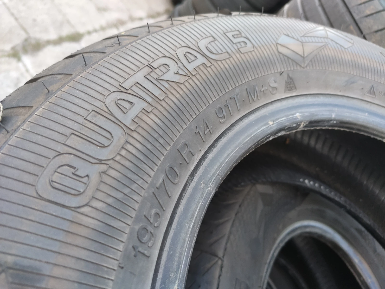 Гуми Всесезонни 195/70R14, снимка 9 - Гуми и джанти - 55498361