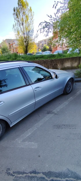 Mercedes-Benz E 220 EVO, снимка 4