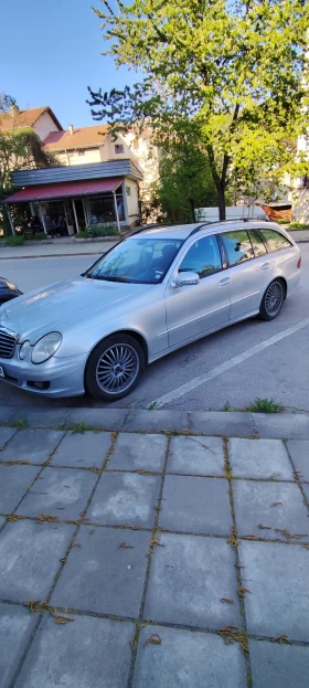 Mercedes-Benz E 220 EVO, снимка 2