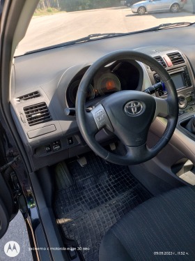 Toyota Auris 1,4 D4D, снимка 6