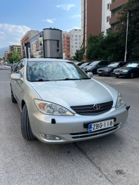 Toyota Camry XLT, снимка 3