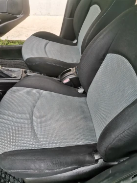 Peugeot 206 1.4 - 1100 € / 2151.41 лв. - 48582538 9