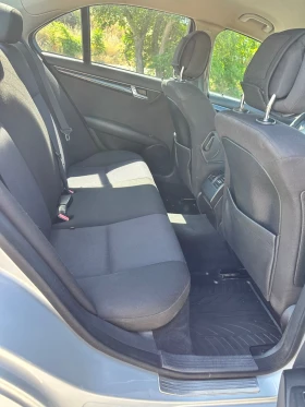 Mercedes-Benz 220 - 4999 € / 9777.19 лв. - 72965329 8