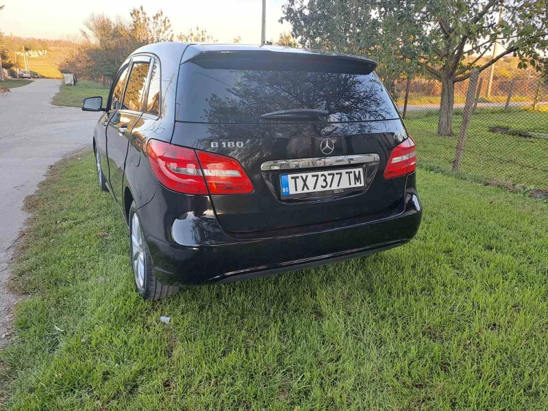 Mercedes-Benz B 180 1.5dci 109hp, снимка 4 - Автомобили и джипове - 47693686