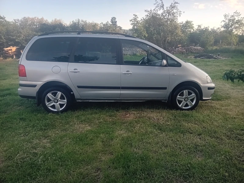 Seat Alhambra, снимка 4 - Автомобили и джипове - 48081733