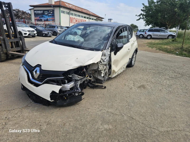 Renault Captur 0.9, снимка 2 - Автомобили и джипове - 50639780