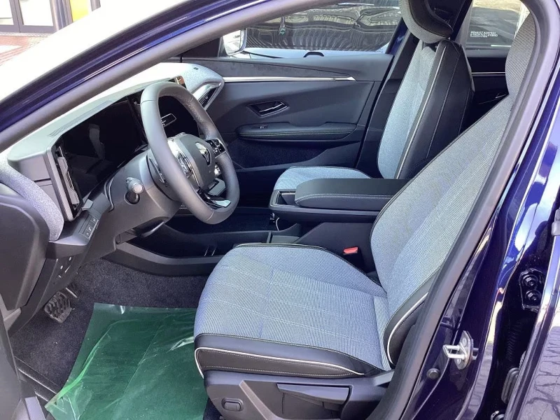 Renault Megane EV60/TECHNO/218HP/NAVI/360/H&K/KLESS/AMBI/329g, снимка 6 - Автомобили и джипове - 51734917