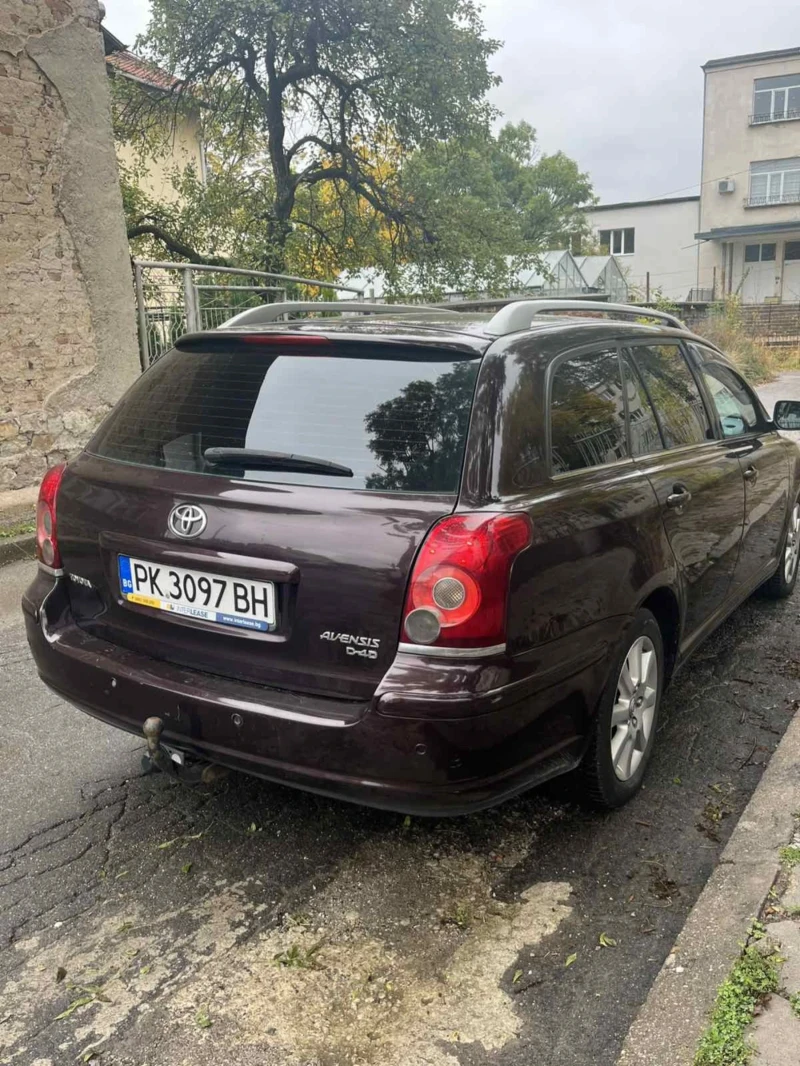 Toyota Avensis, снимка 16 - Автомобили и джипове - 52444785