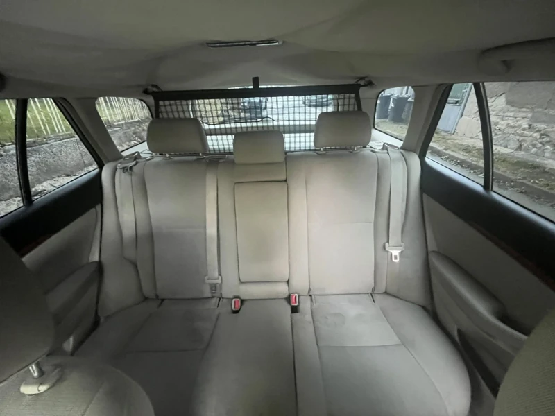 Toyota Avensis, снимка 8 - Автомобили и джипове - 52444785
