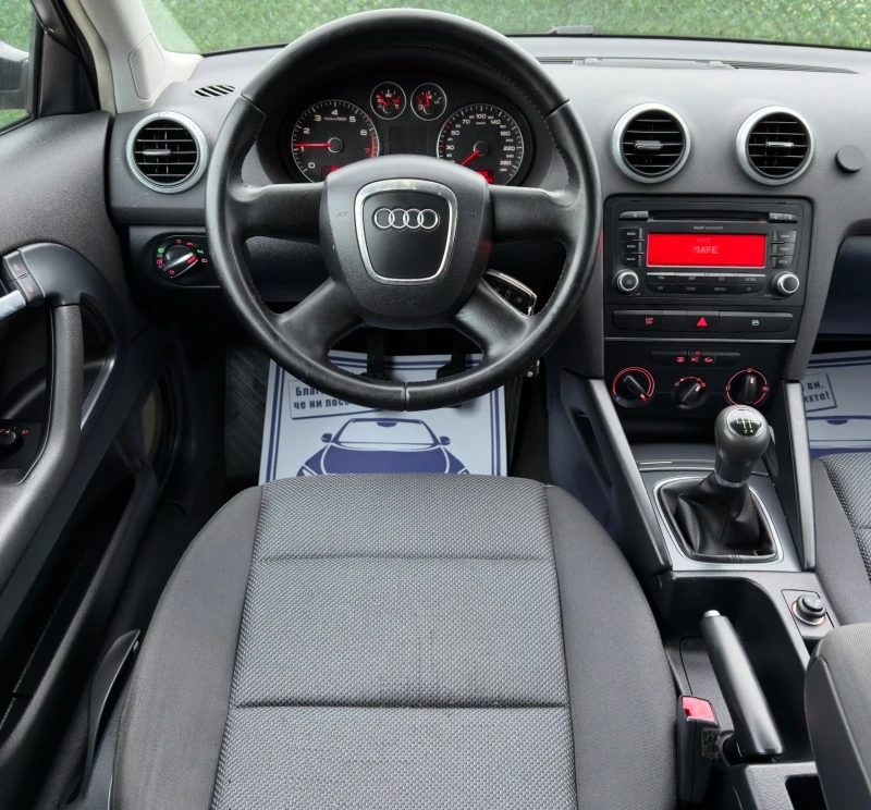 Audi A3 1.6i FACELIFT, снимка 9 - Автомобили и джипове - 52637135