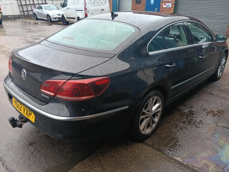 VW Passat CC 2.0 tdi 140k.s, снимка 3 - Автомобили и джипове - 52930053