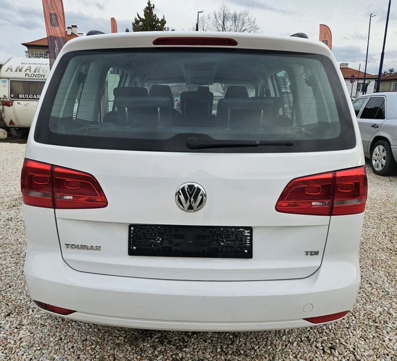 VW Touran 1.6 TDI..7. Местен, снимка 6 - Автомобили и джипове - 53565818
