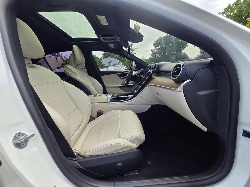 Mercedes-Benz C 300, снимка 4 - Автомобили и джипове - 55872989