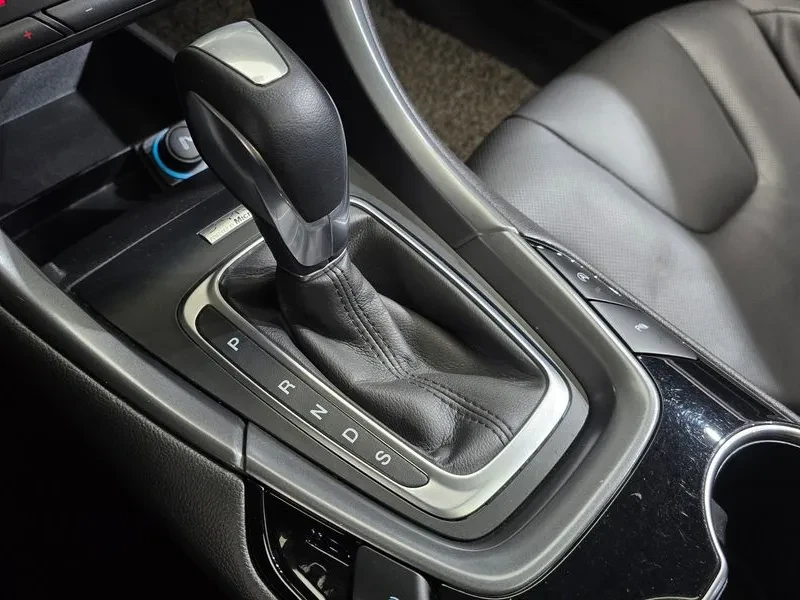 Ford Mondeo 2.0 Titanium, снимка 17 - Автомобили и джипове - 56286195